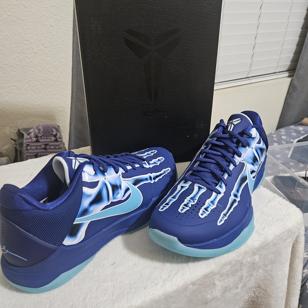 Nike Kobe 5 Protro Xray Size 11.5M (New)